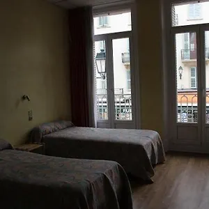 metropole-aix-les-bains.hotels-rhonealpes.com/